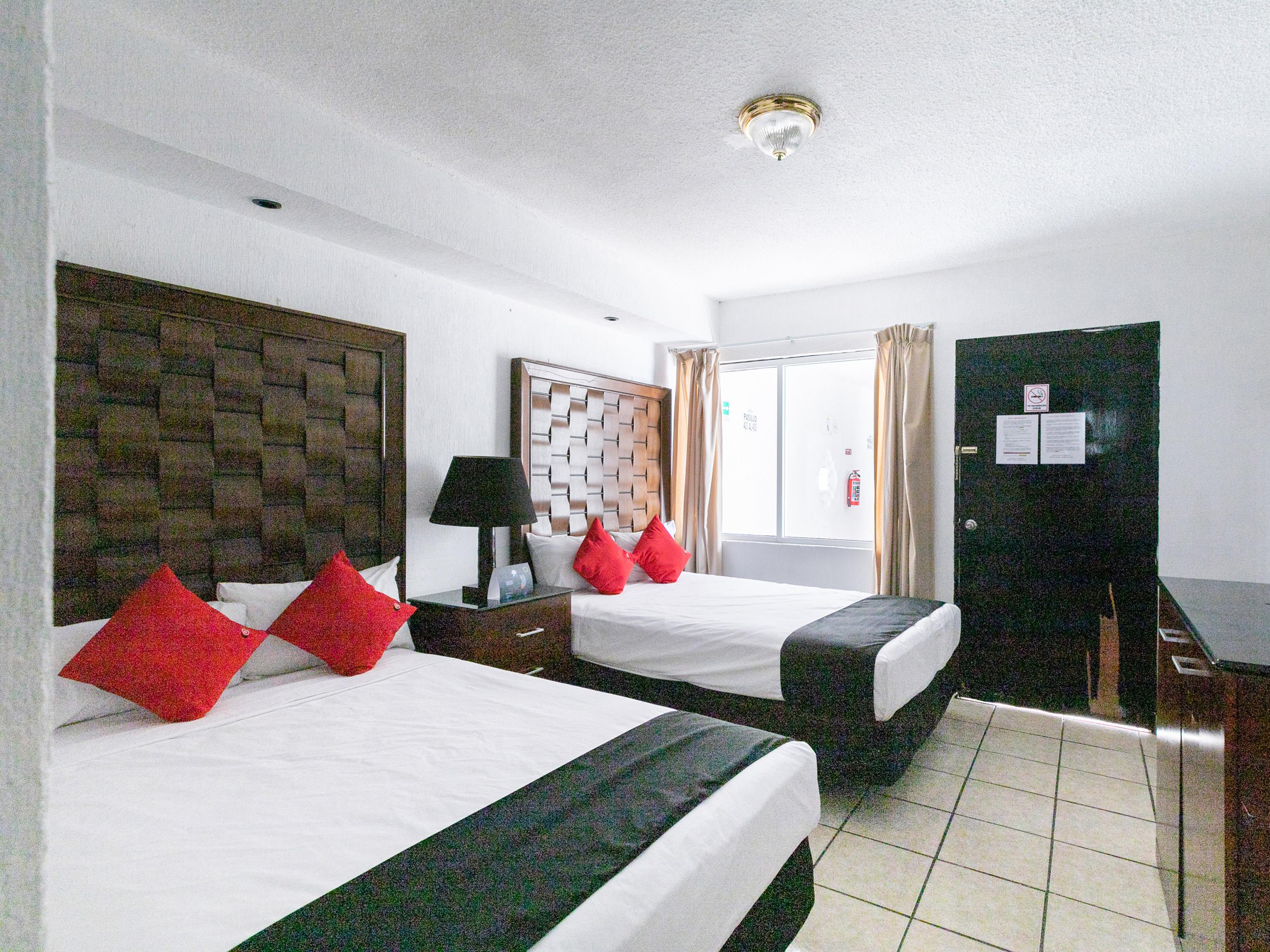 Capital O Zona Dorada Inn, Mazatlan Dış mekan fotoğraf